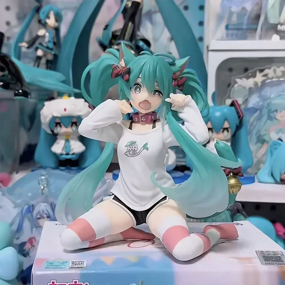 S421f91b159a34e3790630c2947e907c2X - Hatsune Miku Figure