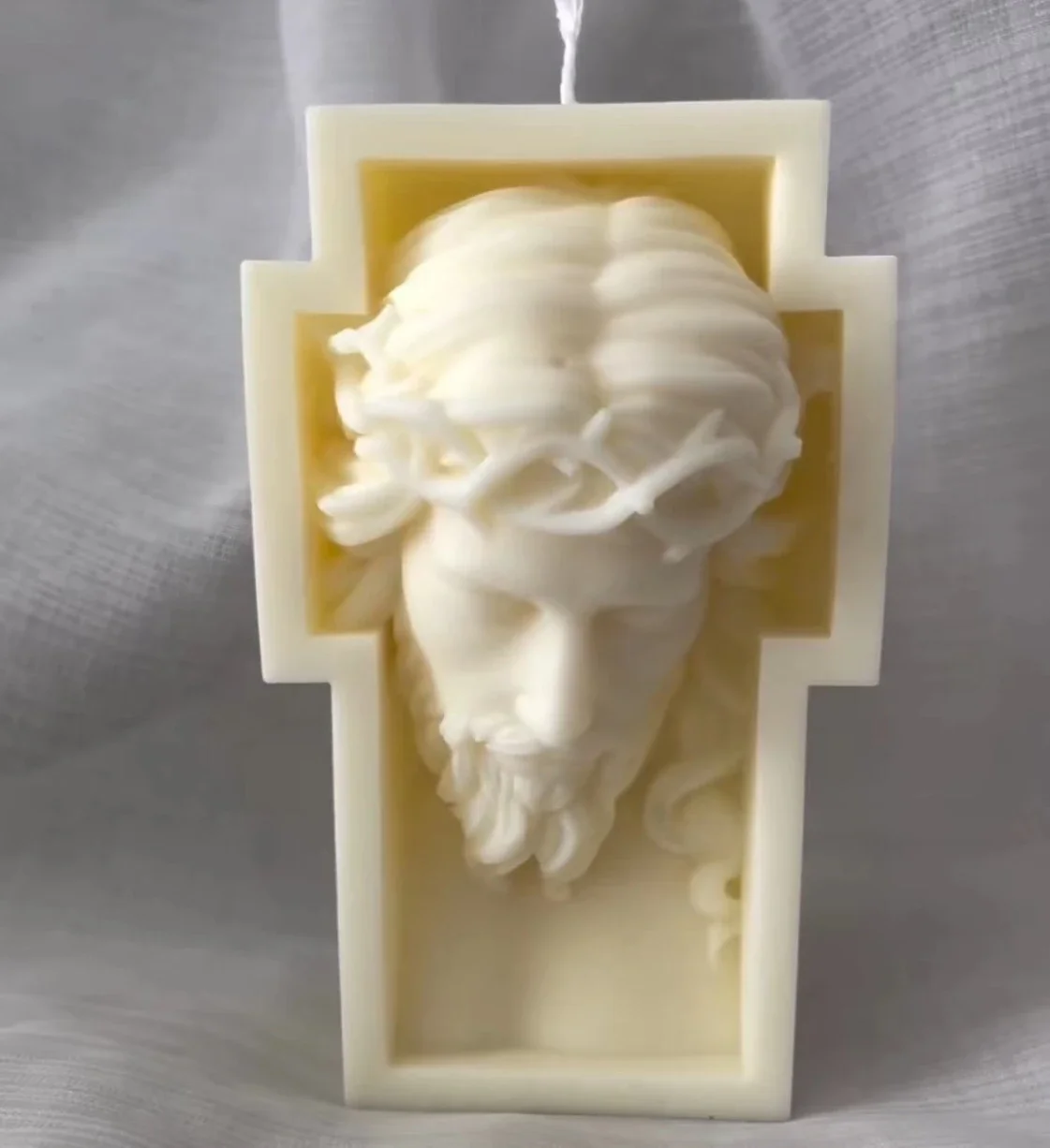 Description Picture 4 of item2D/3D Jesus Cross Statue Silicone Mold Unique Bust Sculpture Soy Wax Candle Mould Greek Mythology resin mold gypsum mould