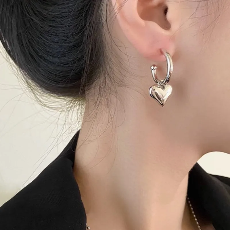 Silver Color Love Heart Stud Earrings for Women Retro French Peach Heart Earring Girls Jewelry Accessories Gifts