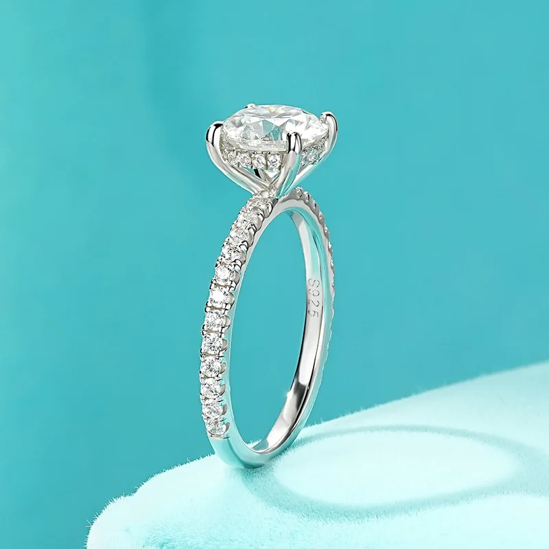 IOGOU 8MM D2.00CT Round Moissanite Diamond Engagement Ring