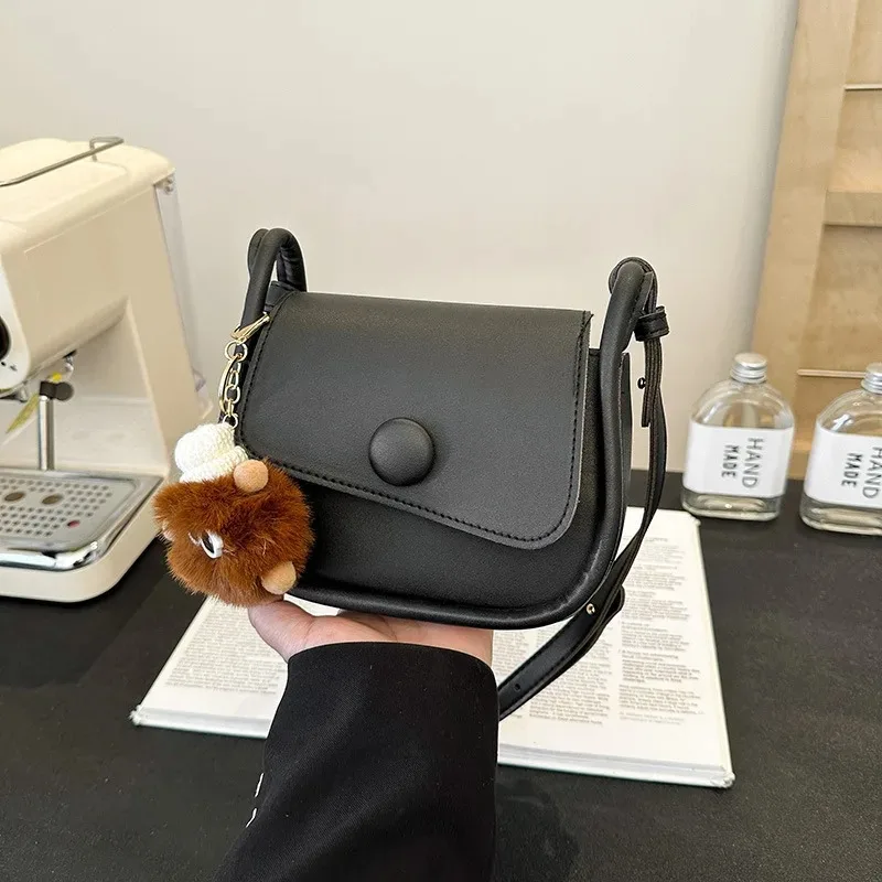 Elegant Commuting Small Flap Shoulder Bags for Women Solid Color Pu Leather Handbag Clutch Lady Crossbody Purse Messenger Bag