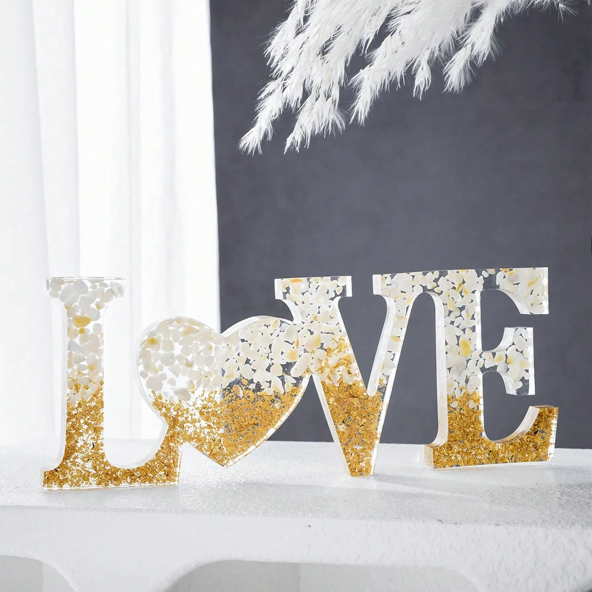 1pc, 7.7*3/7.9*.3 inch resin material creative LOVE letter ornaments, modern creative design decorative crafts