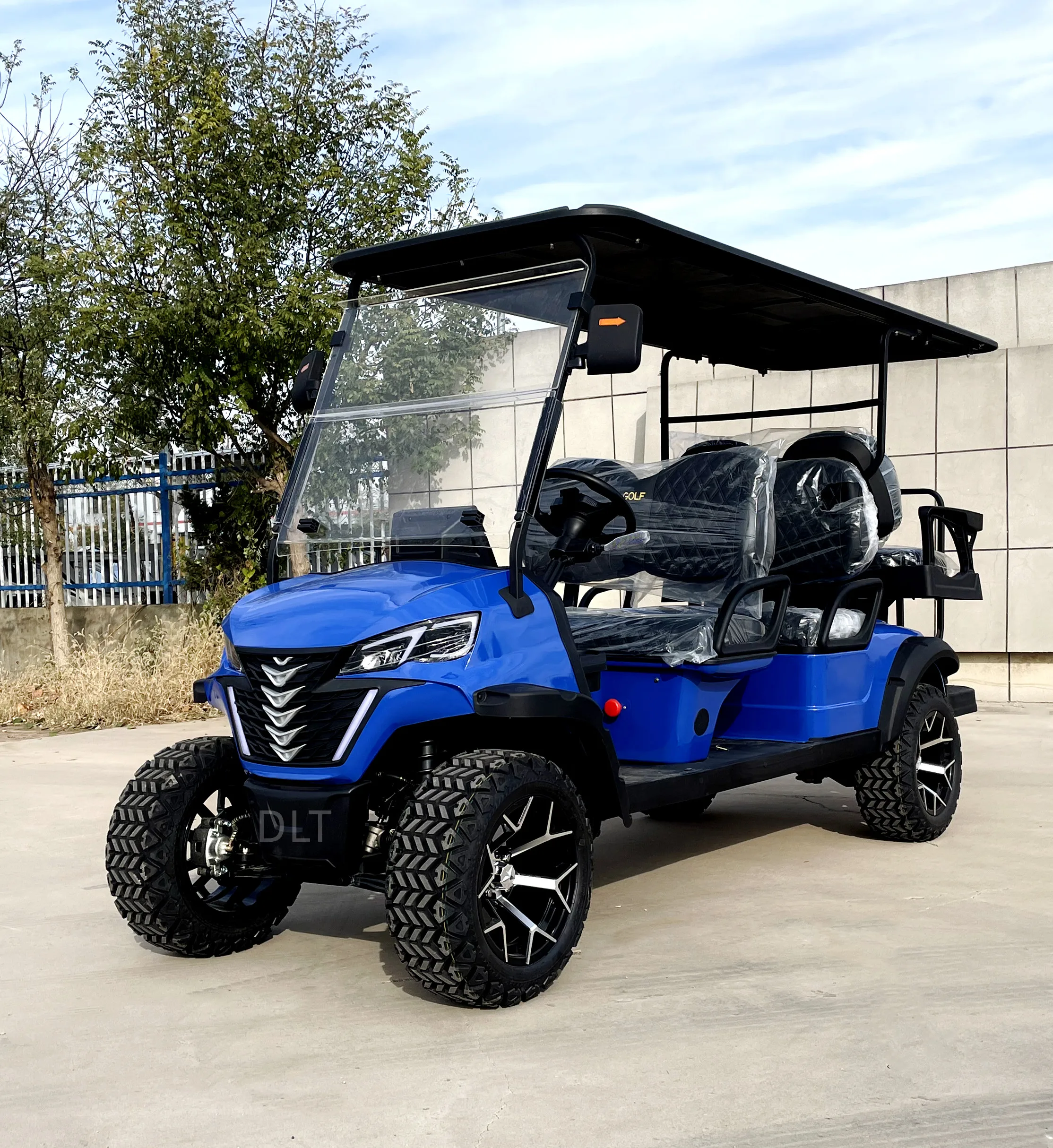 Utility Vehicle 4 Wheel 4 Seater Golf Cart 48V Lithium Battery Club Car off Road Golf Cart Electric Price