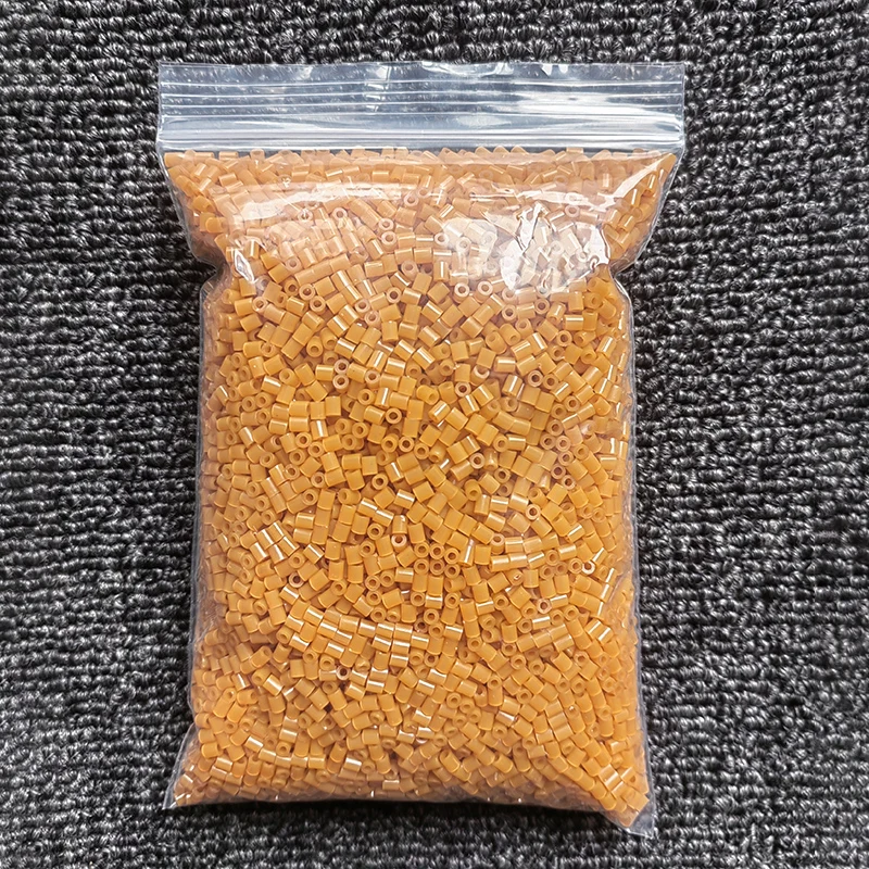 10000pcs/bag 2.6mm Mini Fuse Beads 3D Pixel Puzzle Toy Ironing Beads Melting Beads For Children Toy Handmade DIY Crafts Decors 3