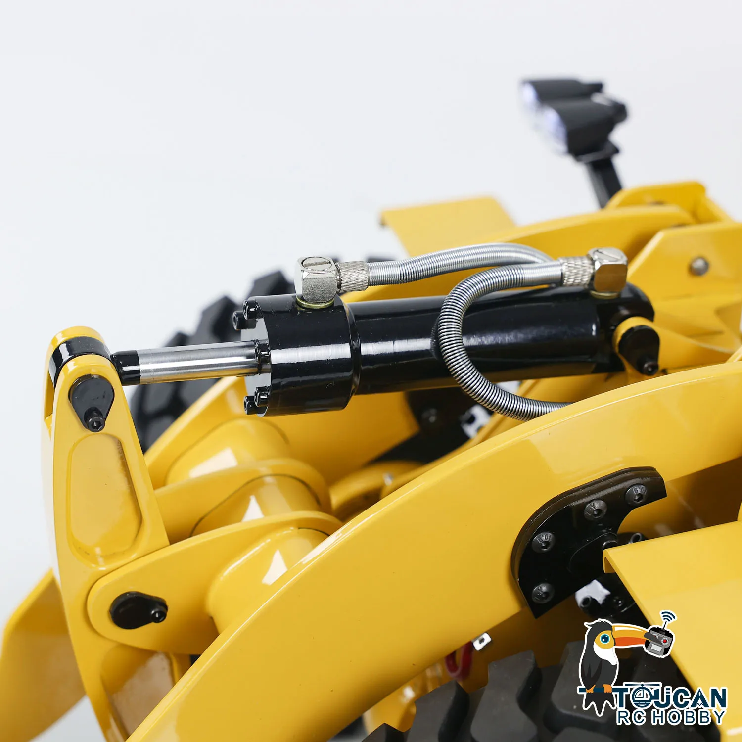 Upgraded 1/14 XDRC WA470 RC Hydraulic Loader Metal Radio Control Construction Vehicle Smoking Sounds Trucks Lights Toys THZH1781 5