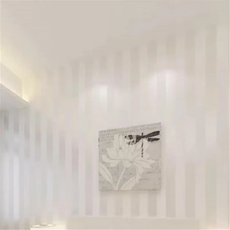 White Stripes Pearl Ray Modern Minimalist Wallpaper for Bedroom and Living Room Decor