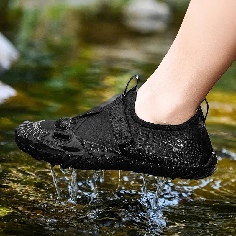 High-quality Men's Casual Sports Shoes Outdoor Fishing Wading Couple Five Toe Shoes Hiking Anti Slip Mesh Shoes Plus Size 47 2