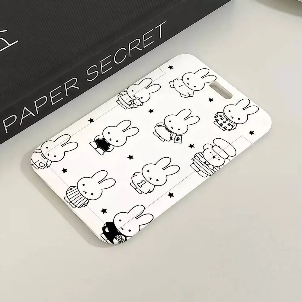 M-Miffy Cartoon Schwarz Weiß Grau Minimalistischer Kartenhalter für Transport-, Arbeits-, Ausweis-, Studenten- und Menschkarten – Detail 8