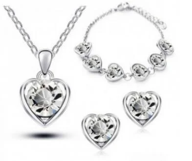 2021 Luxury Simple Big Small Hollow Double Heart-shaped Necklace Exquisite Crystal Zircon Pendant Chain Women's Wedding Jewelry 