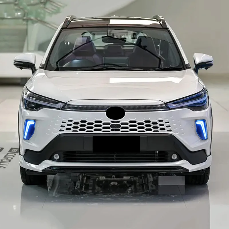 トヨタカローラクロス 2024 車 LED DRL デイタイムランニングライト