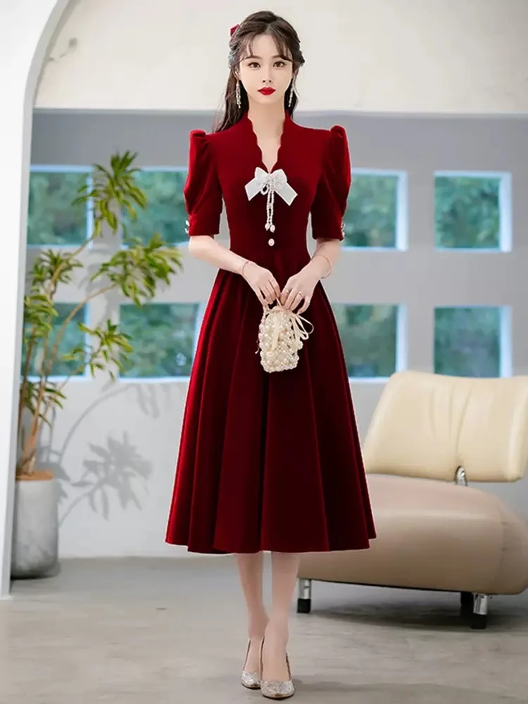 

Платье Свадебное ТРАПЕЦИЕВИДНОЕ с V-образным вырезом и рукавами-фонариками