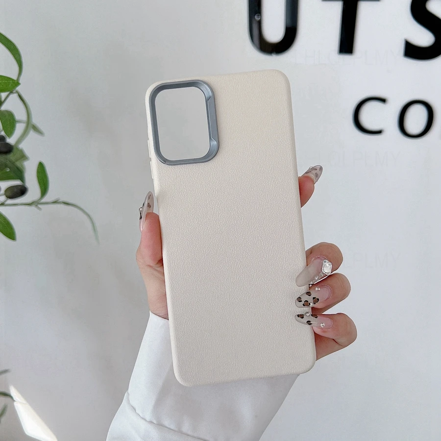 Sleek Matte Silicone Protective Phone Case – Premium Texture Finish