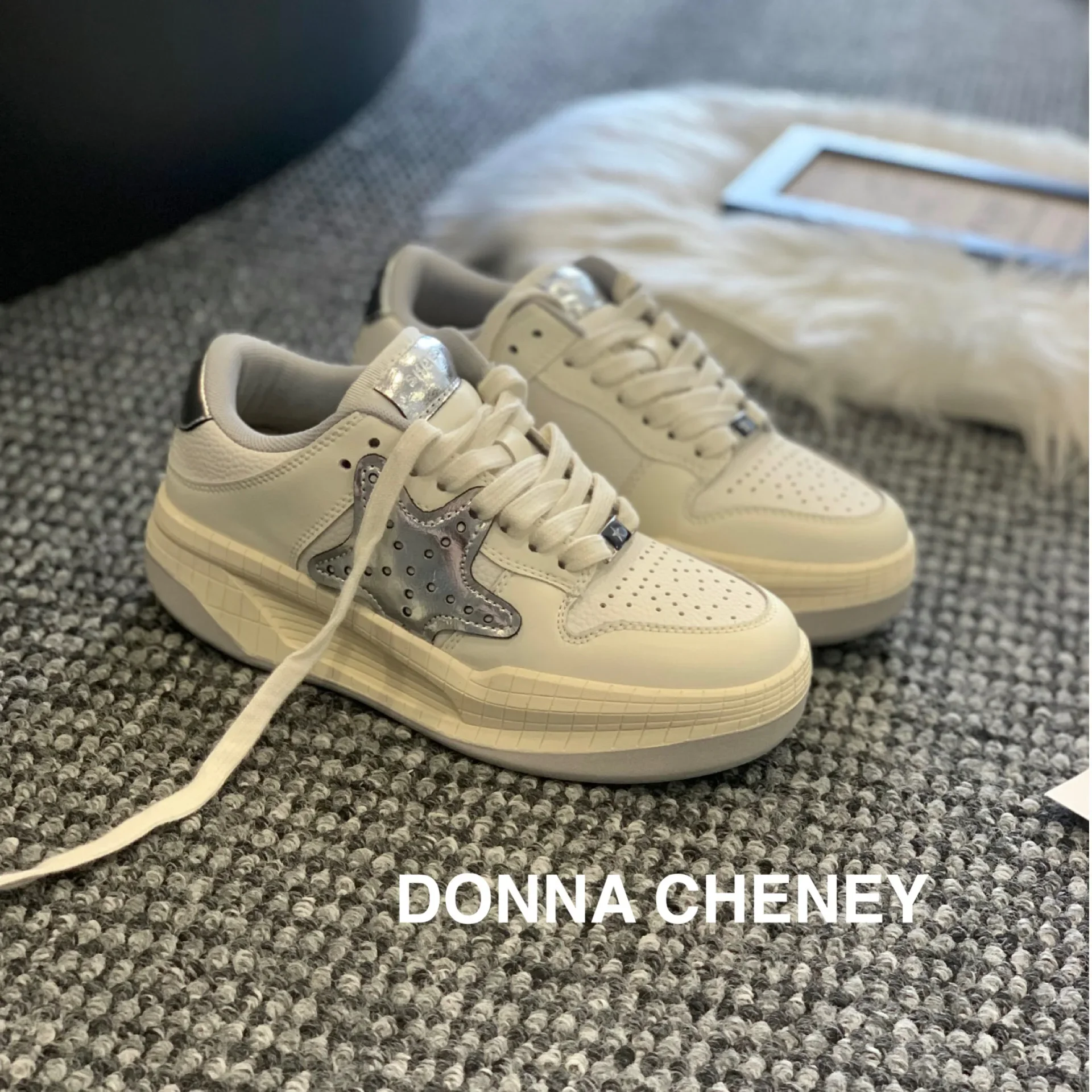 

Туфли женские демисезонные на толстой подошве, белые