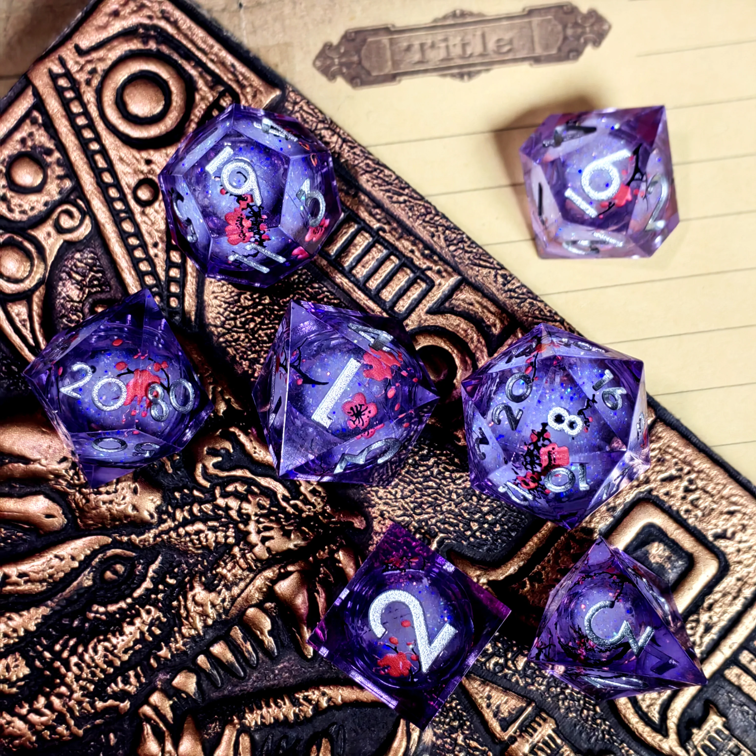 7-Piece Resin DnD Dice Set Plum Blossom Pattern Polyhedral Dice for Dungeons & Dragons RPG Tabletop Games