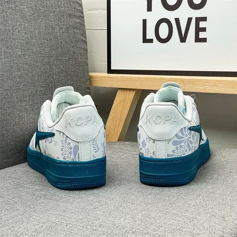 Description Picture 3 of itemFashion classic sneakers Flat casual couple shoes Men's and women's running shoes Outdoor skate shoes, Outdoor Sneakers