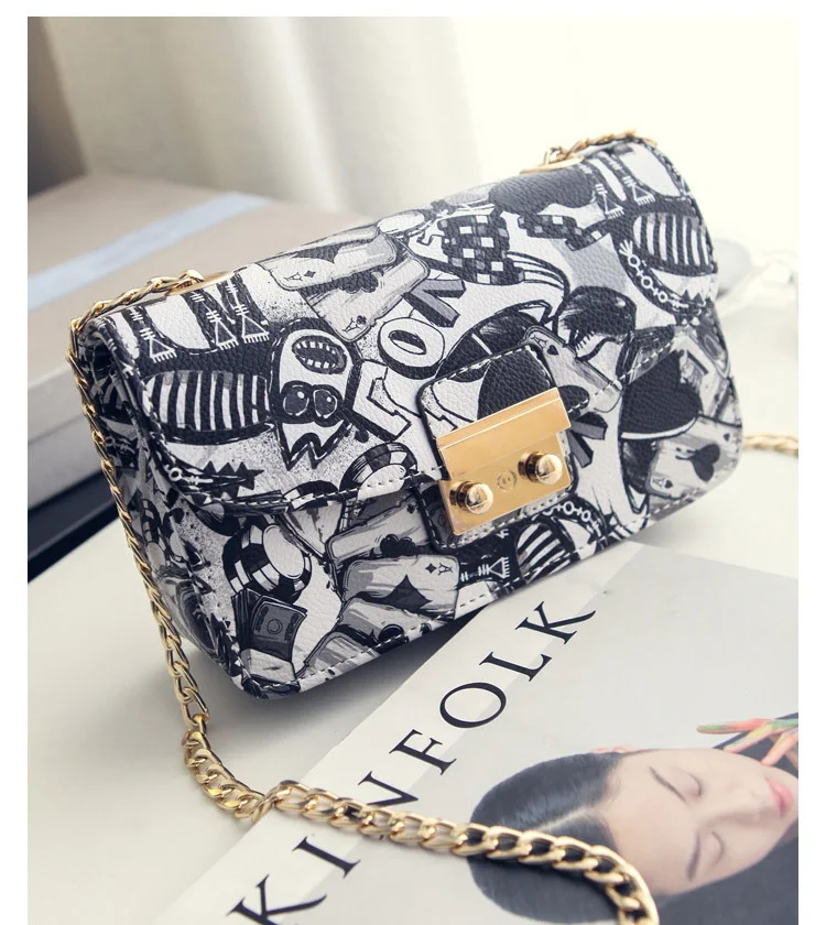 2024 nova moda impressa pequena bolsa quadrada graffiti bolsa feminina estilo coreano corrente pequena bolsa com fivela diagonal straddle bolsa de ombro_voghion.com