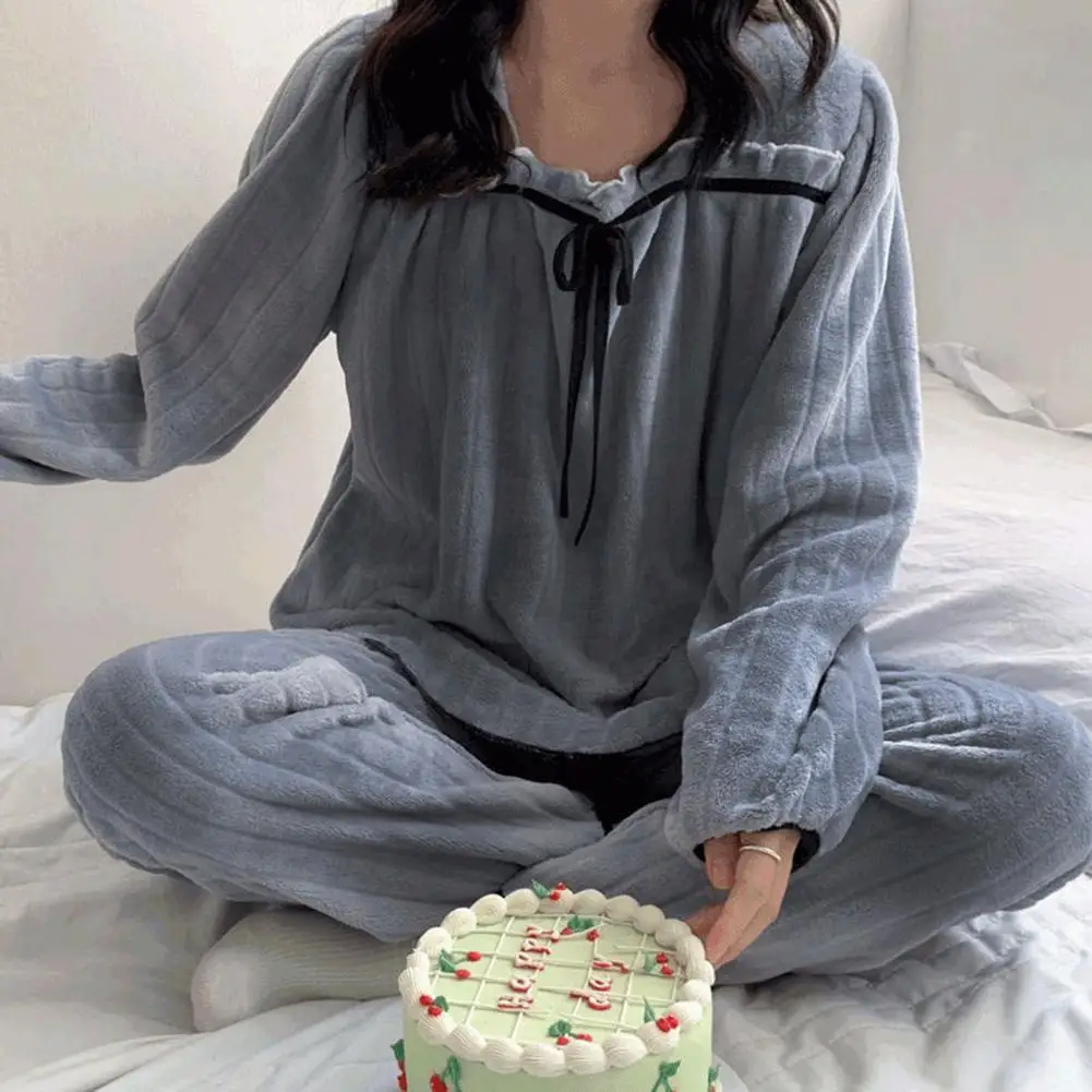 

Winter Flannel Women's Pajamas Set Long-sleeved Trousers Two-piece Set Thick Pullover Women Nightie Home Wear Clothes Sleepwear