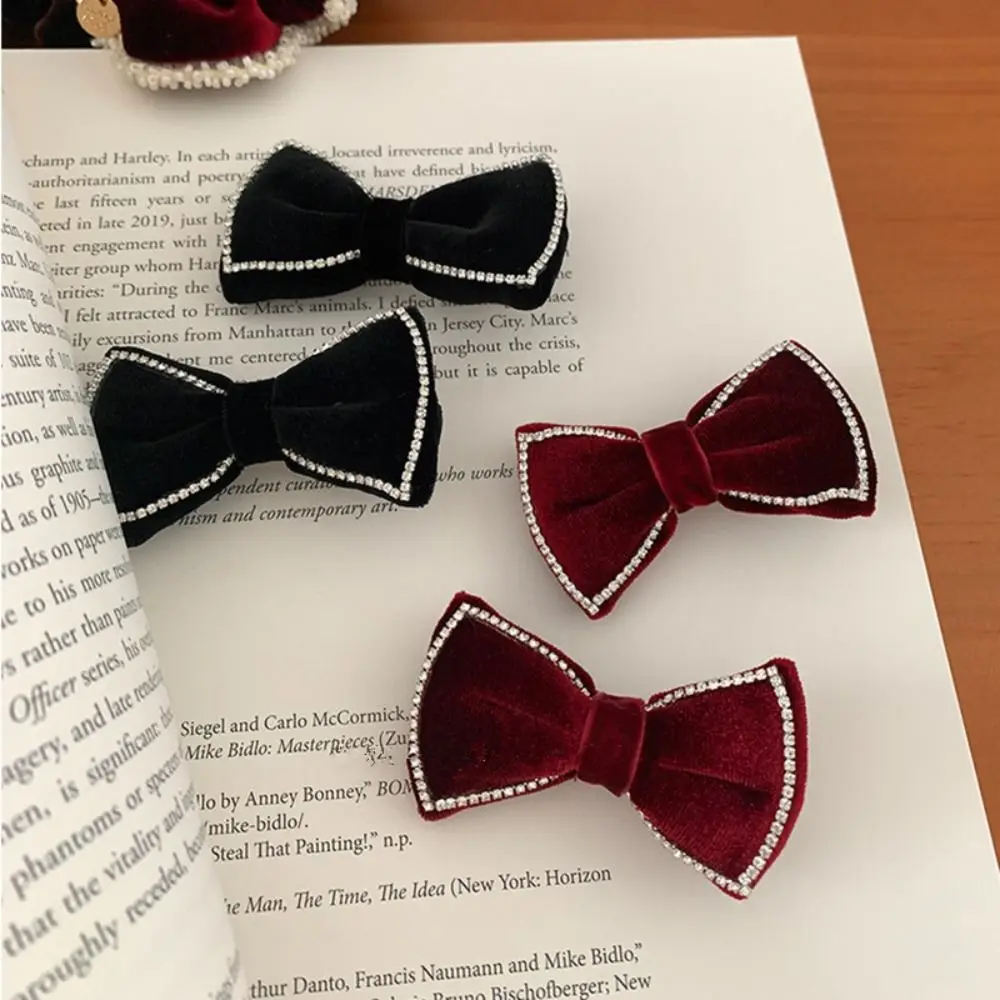 

Vintage Rhinestone Velvet Bowknot Hairpin Girls New Year's Atmosphere Hair Clip Sweet Cute Barrettes Headwear Hair Accessories