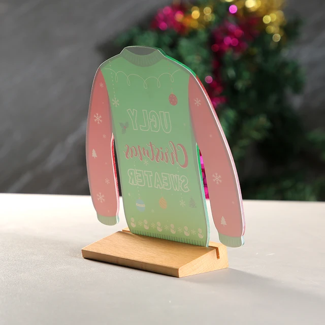 Maglione Natalizio Verde Con Babbo Natale Che Gioca A Calcio – Maglioni Natalizi - Foto 2