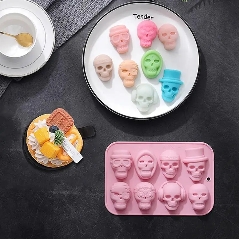 

Skull Ice Cube Mold 8-Cavity Silicone Halloween Mold For DIY Chocolate Candy Gummy Jelly Cake Soap Ice Cube Skull Chocolate Mold