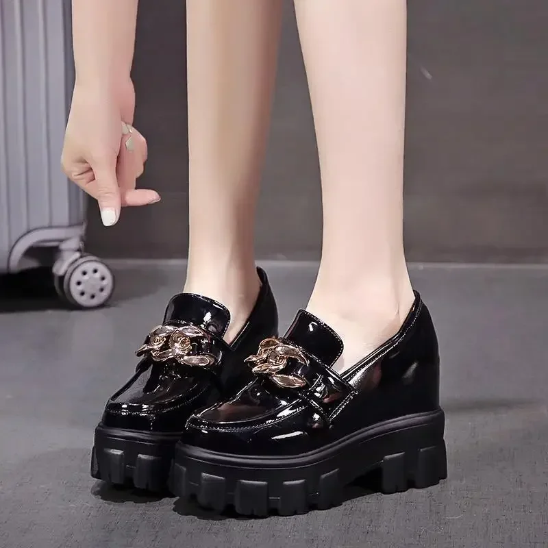 2025 Women Spring New Black Platform Flats Shoes Women