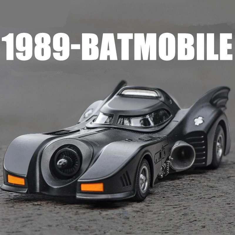 1/18 Lega Classic Movie Car Batmobile Bat Sports Car Model Diecast Metal Racing Car Model Sound Light Simulation Kids Toy Gifts