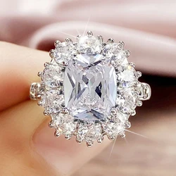 Elegant Blue Cubic Zirconia Bling Ring for Women - Timeless Lady's Accessory (Q233)