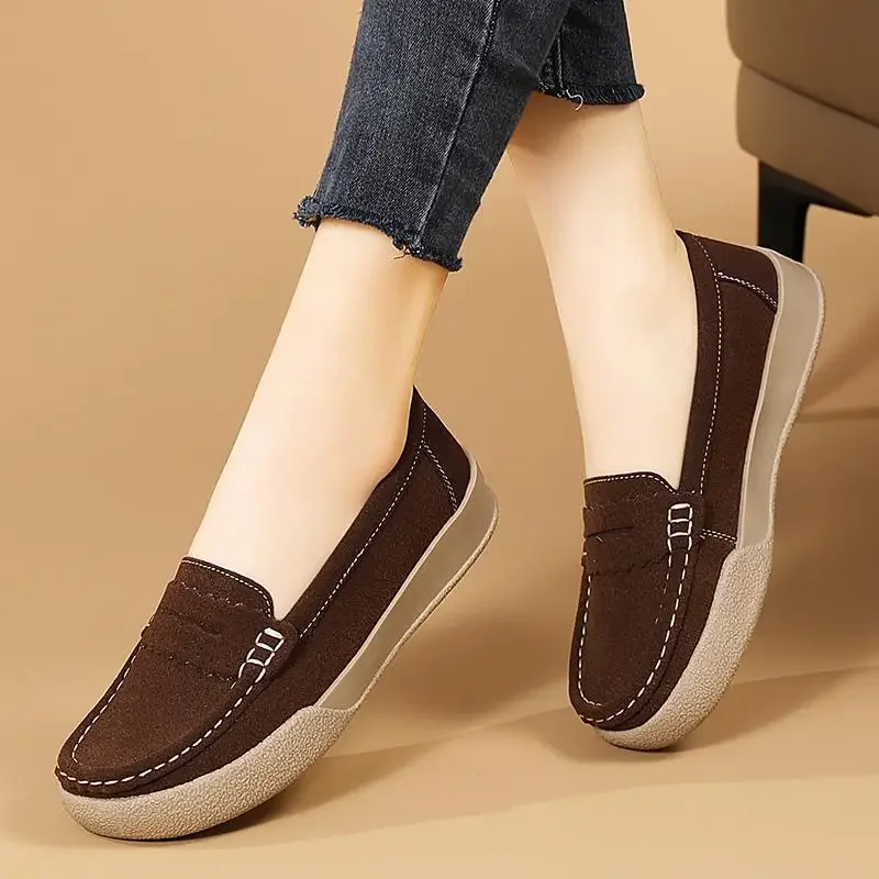 

Спортивные туфли для мам на массивном каблуке с мягкой подошвой Новинка 2023 комфортная кожаная обувь для девочек среднего и пожилого возраста