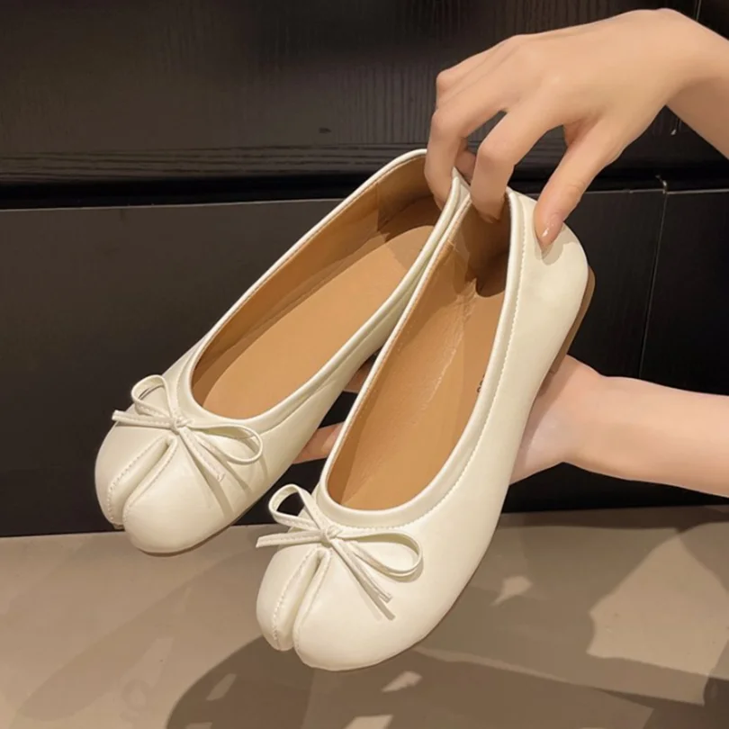 Beige white 701-1