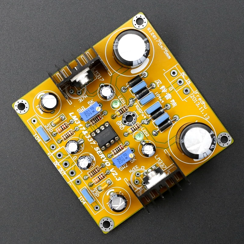 

Active servo stabilized power supply for preamplifiers