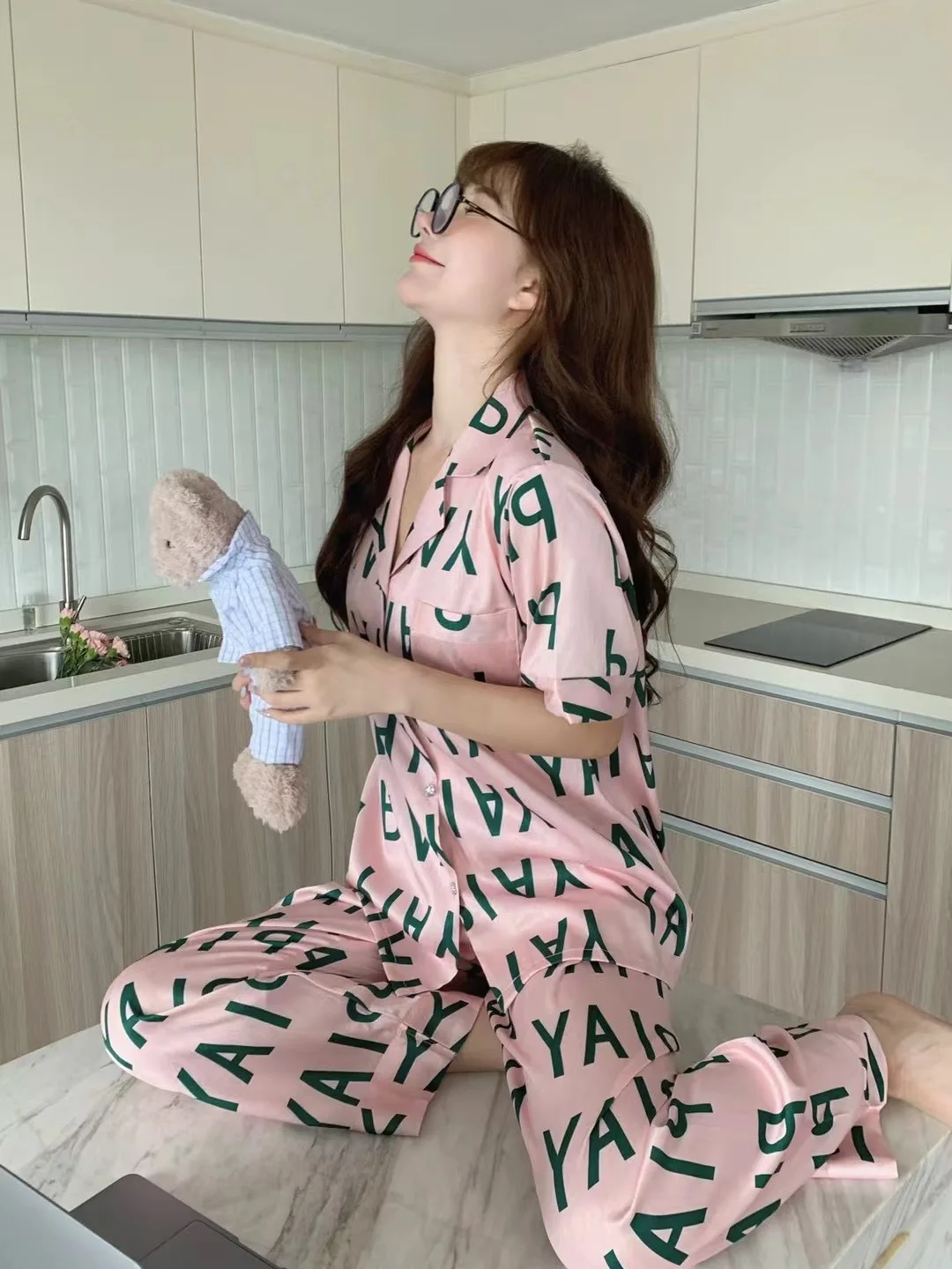 Fashionable New Ice Silk Pajamas Women's Short Sleeve Long Pants Letter Set High Grade Home Furnishing