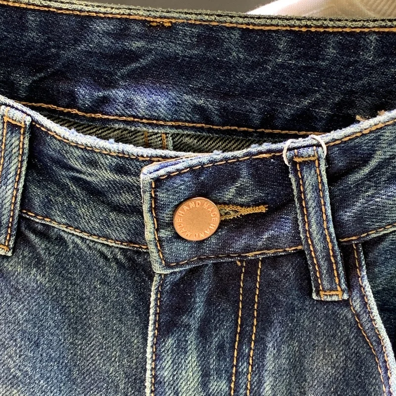 Рисунок 3 - Джинсы мужские в стиле ретро высокого качества