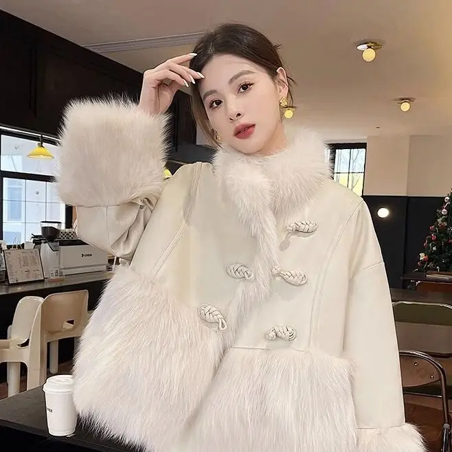 

White Duck Down Coat Fur Coat Ladies Coat 2023 Luxury Chinese Style Very Warm Winter Woman Coat Women's Winter Padded Jacket
