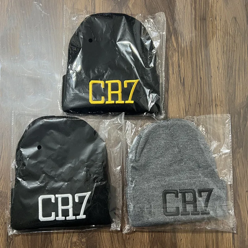 Outdoor Street Knitted Plush Hat Cristiano Ronaldo CR7 Hats Embroidery Warm Cap Cosplay Cr7 Unisex Costume Accessories cosplay hat cosplay prop accessories