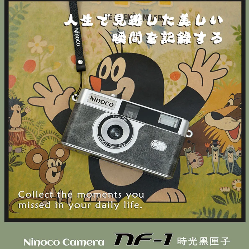 Reusable Film Camera with Flash Light for Photography