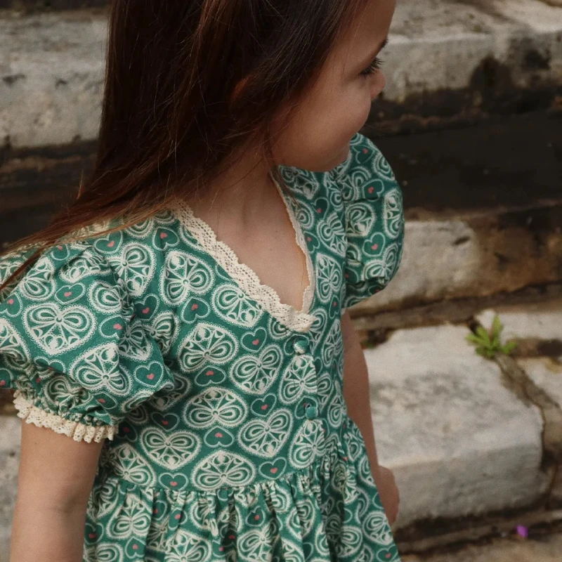 Girls Clothes KS Brand New Summer Kids Party Princess Dress Baby Sequin Mesh Dresses Cute Print Cute Skirt Children Gifts