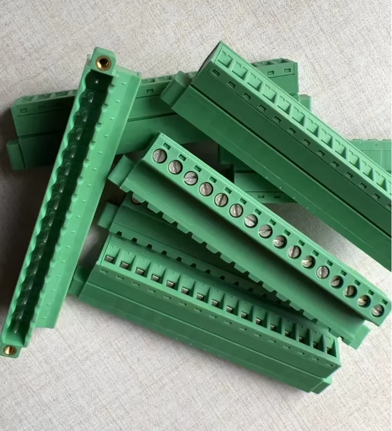피닉스 컨택트 신제품 100%  재고 IC 2,5/16-STGF-5.08 PCB 커넥터 1825640 IC 2.5 5.08 MM 16P