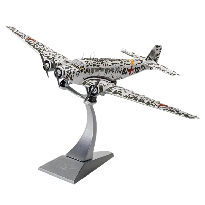 

Die cast JU-52 transport aircraft alloy model 1:72 scale toy gift collection simulation display