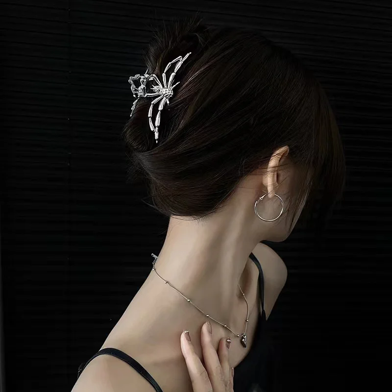 

Fashion Large Metal Spider Grab Back Of The Head Plate Claw Clip For Women Girl Shark Clip Headwear Barrette Hair Accessories