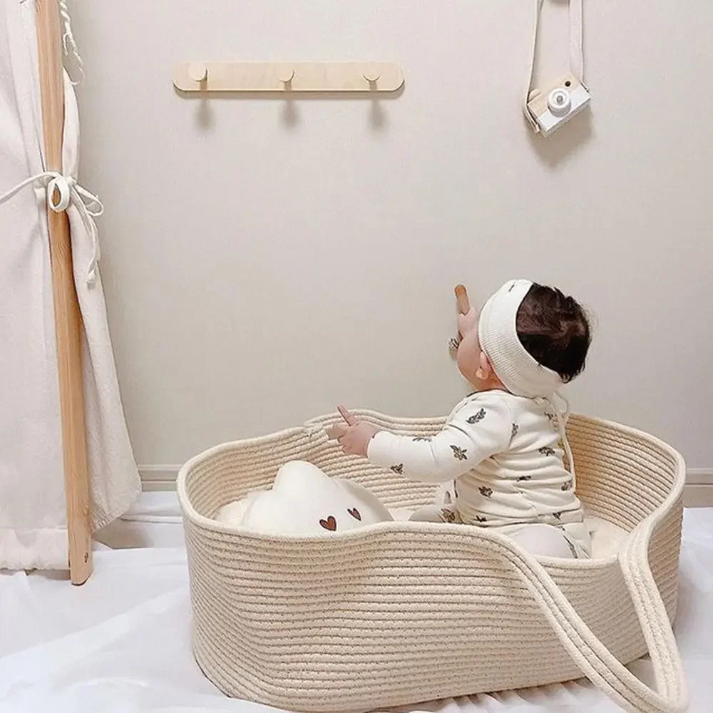 

2024 Korean Style Baby Portable Cradle Newborn Car Portable Basket Woven Cradle Bed Out Sleeping Basket Woven Basket