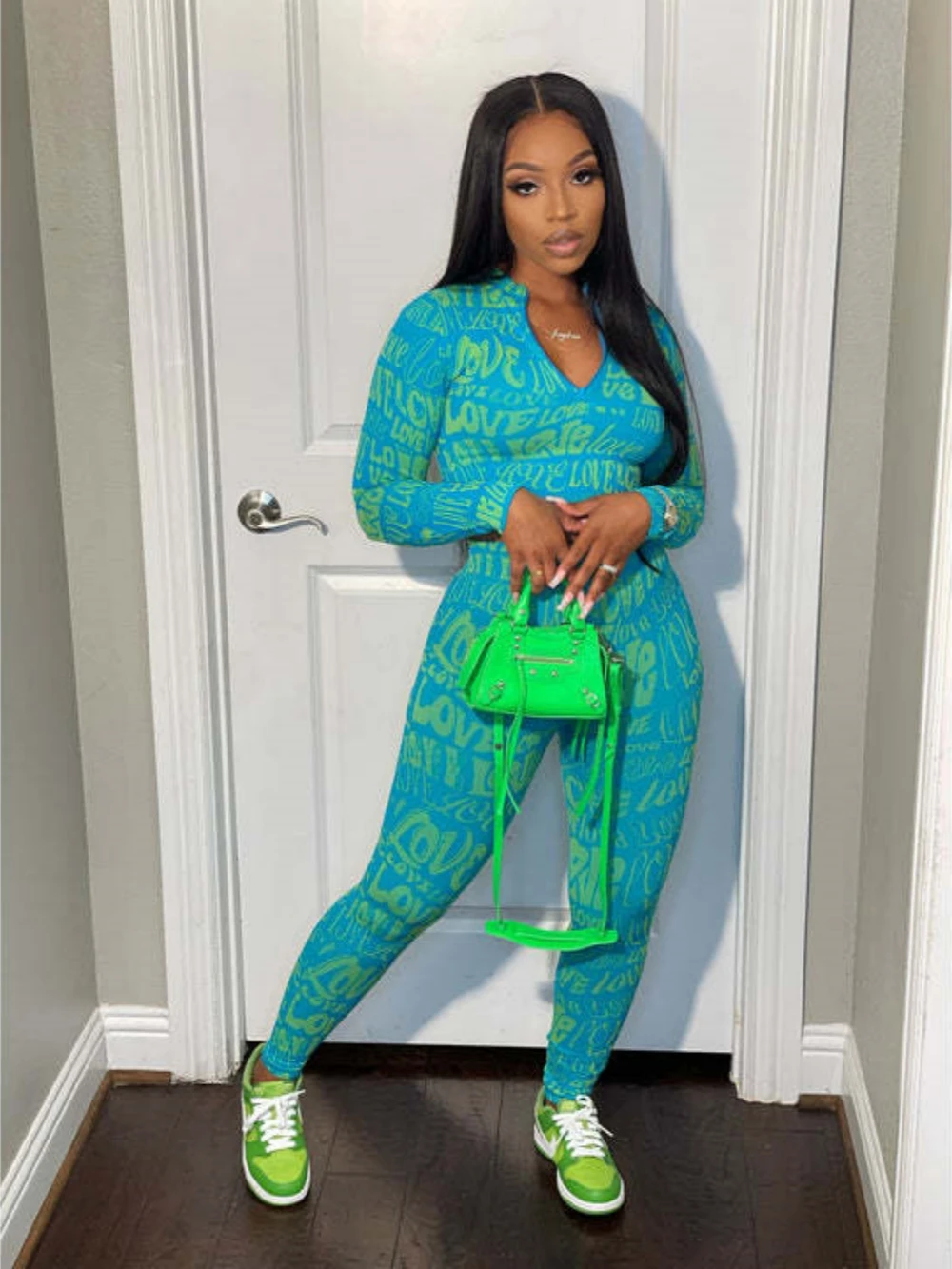 New Fashion Ladies Casual 2-Piece Spring Print Long Sleeve V-Neck Top And Slim Pant Suit Comfortable 2-Piece Women Set
