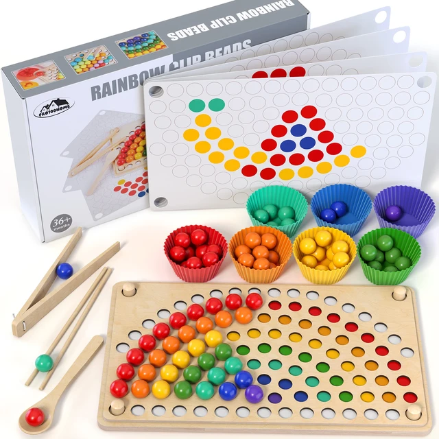 Além disso, com bolas de brinquedo coloridas. jogo de matemática