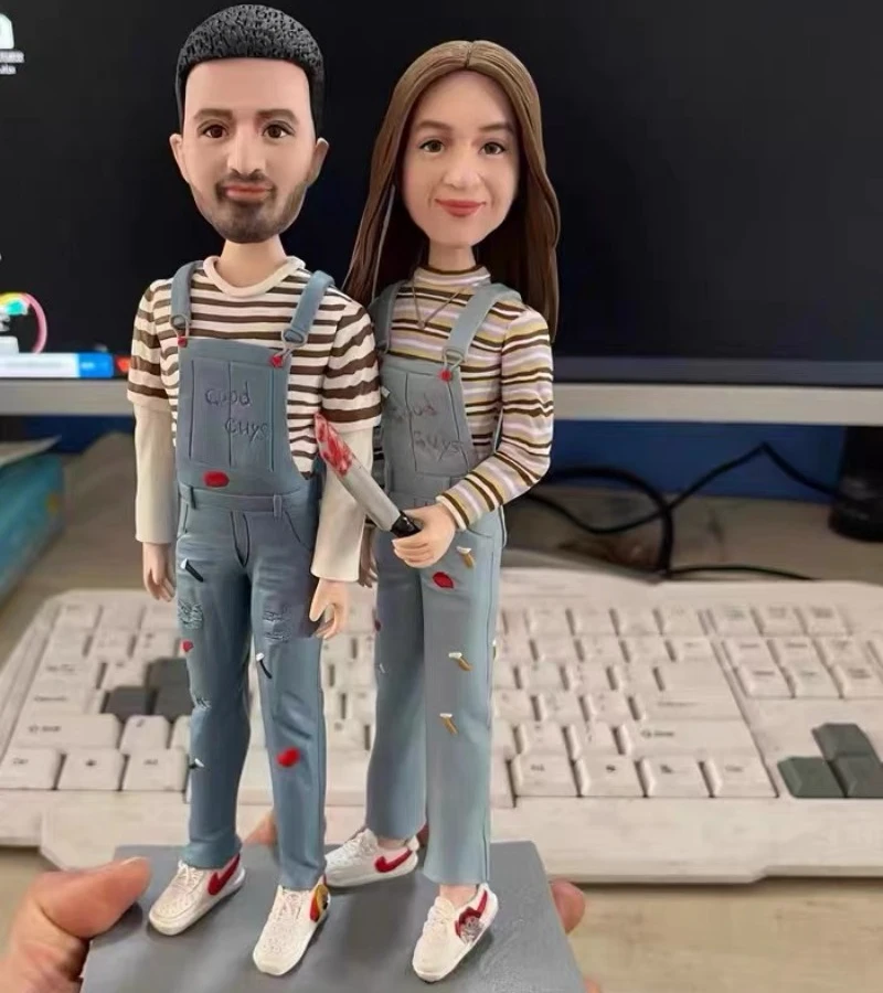 ClayPersonCustomPolymerClayActionFiguresKneadDollFigureClayHandPortraitWeddingGift