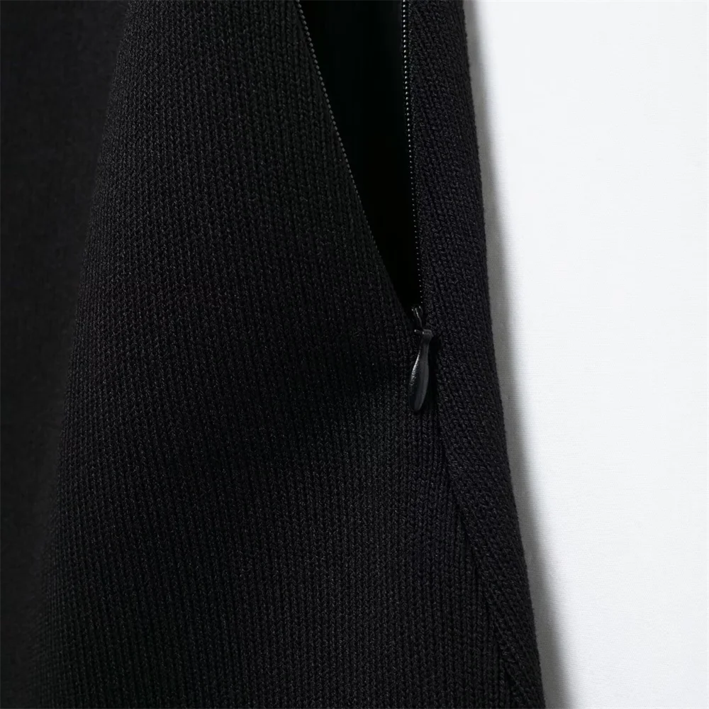 Autumn New Women's Clothing Style Slimming Asymmetric Knitted Coat Small Folded Splicing Skirt Set