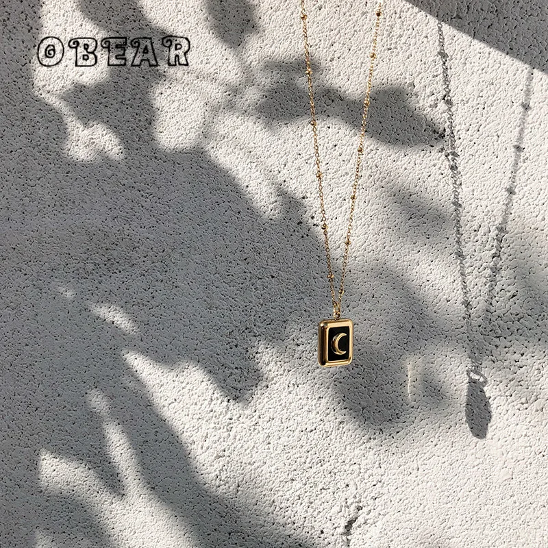 

Fashion Temperament Simple Square Black Moon Pendant Necklace Clavicle Chain for Women Stainless Steel 18k Gold Plated Jewelry