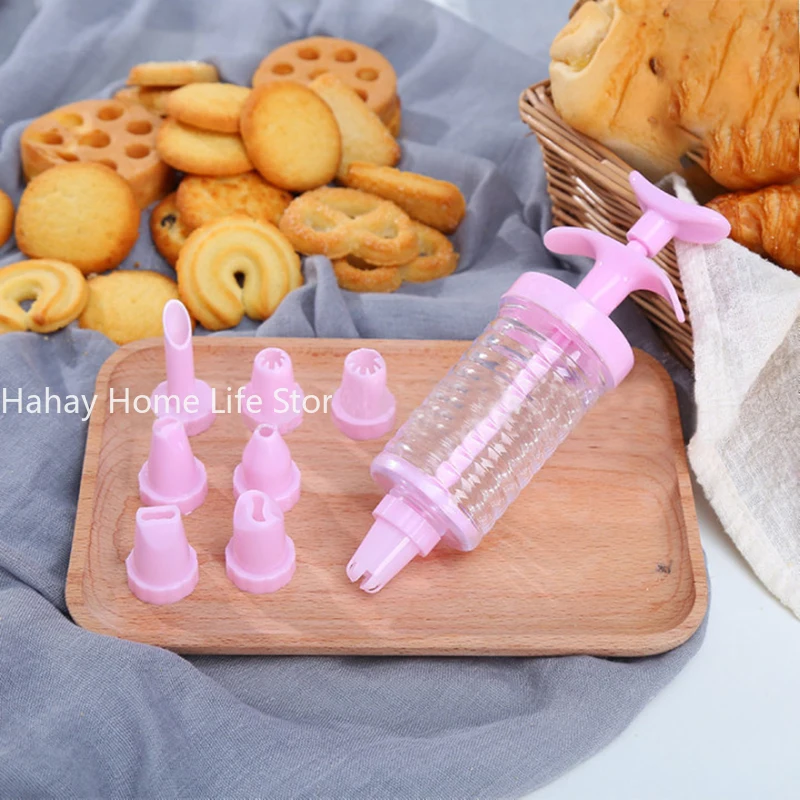Cake Decorating Tip Set Cake Icing Nozzles Baking Nozzle Set 8Pcs For Squeezing Cream