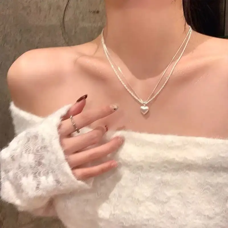 매력적인 여성을 위한 실버 컬러 더블 레이어드 브러시드 하트 목걸이 패션 주얼리 달콤하고 정교한 액세서리