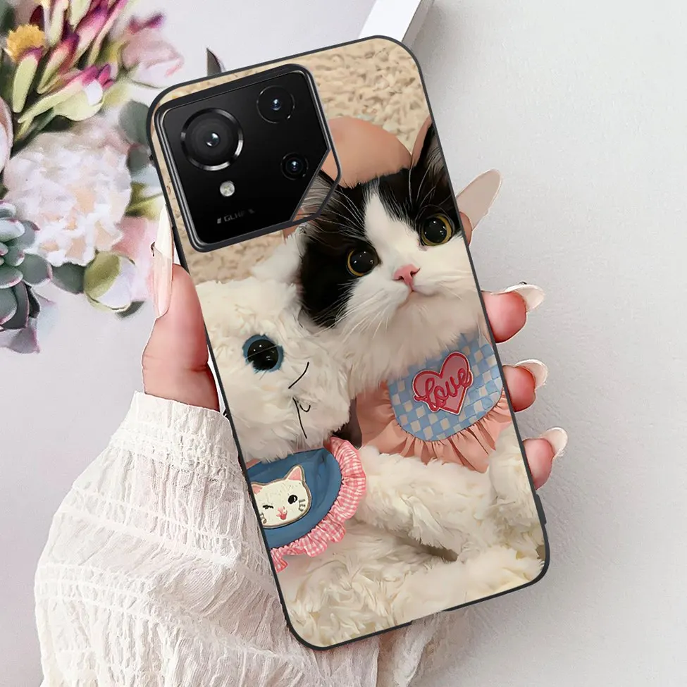 Luxury Cute Cat Silicone Shockproof Bumper Back Cover - Stylish Painted Design