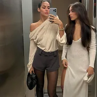 Chemisier en mousseline de soie pour femmes, épaules dénudées, Sexy, élégant, col Oblique irrégulier, chemises à fleurs 3D, mode féminine, Streetwear, hauts de fête en maille 4
