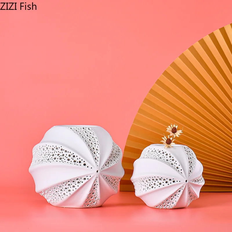 CreativeWhiteCeramicVaseDeskDecorationAbstractHollowCrafts